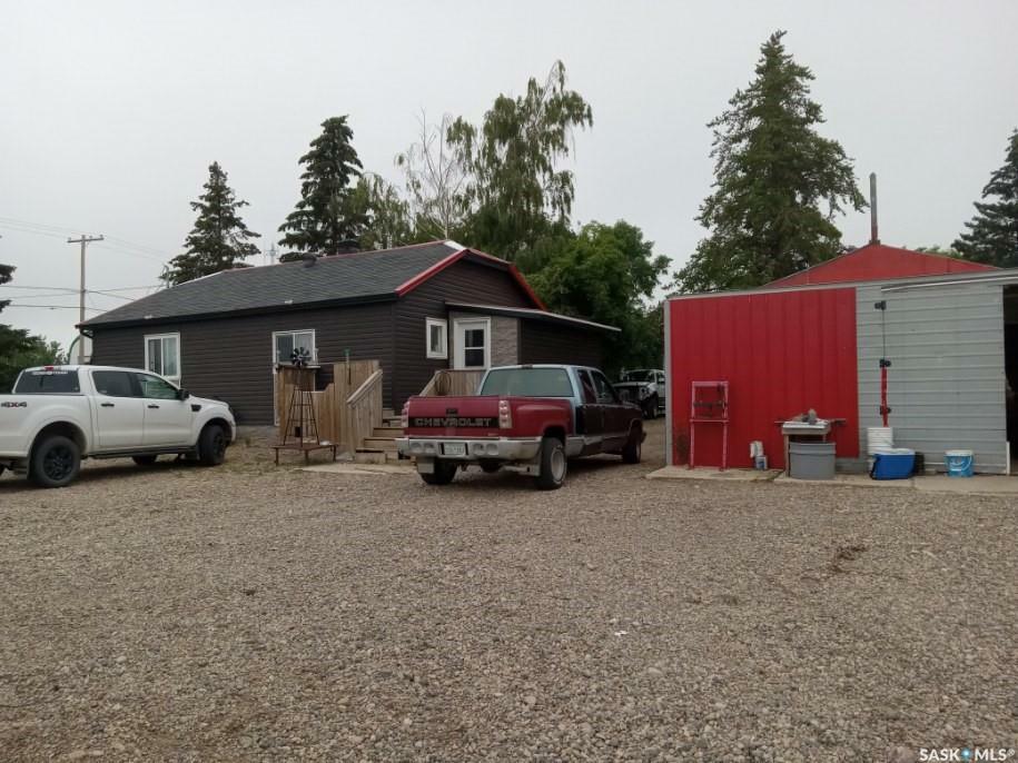 Property Photo: 99 Dziendzielowski Avenue SK S0K 1B0