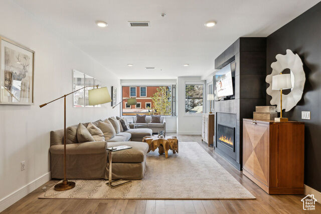 Property Photo:  820 Park Ave 203  UT 84060 