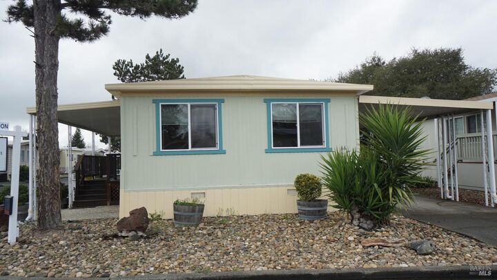 Property Photo: 66 Somerset Drive CA 95401