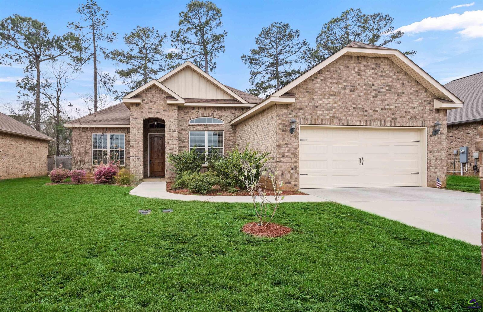 Property Photo:  500 Legacy Park Drive  GA 31069-4893 