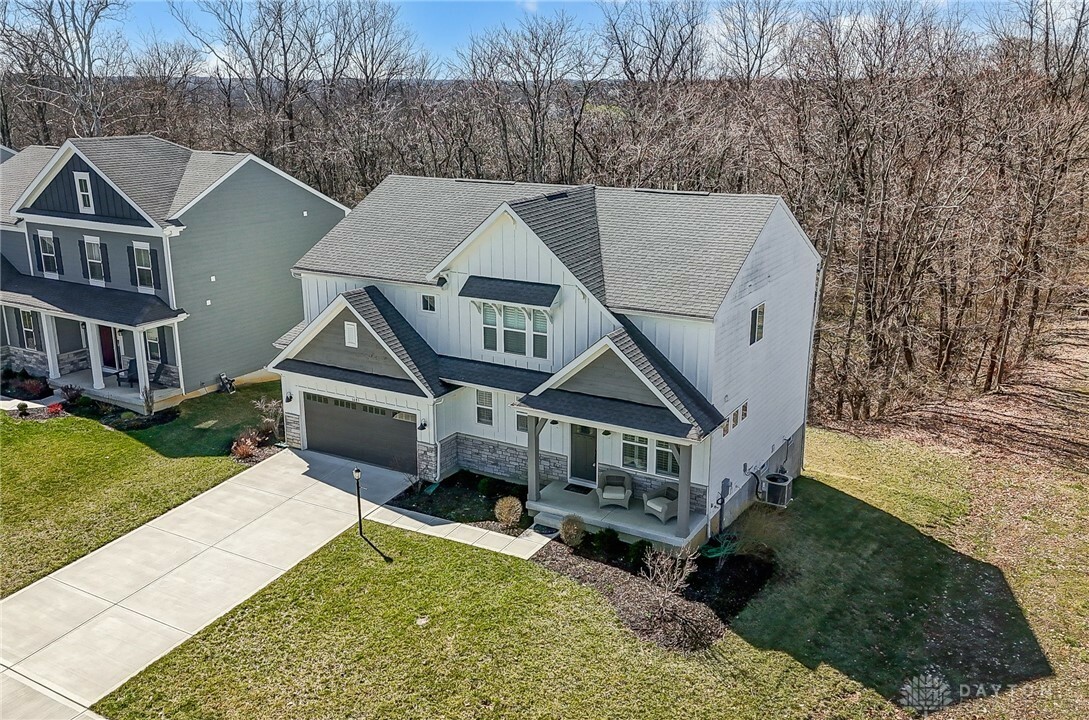 Property Photo:  1685 Ardennes Oak Drive  OH 45305 