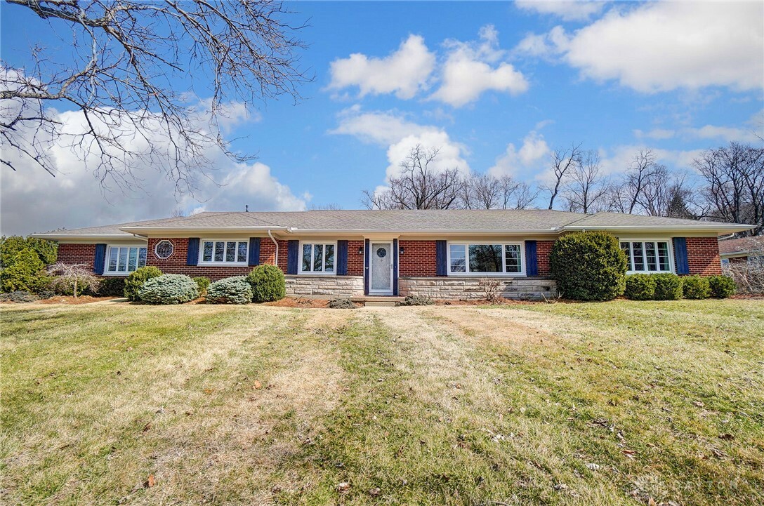 Property Photo: 3100 Blossom Heath Road OH 45419