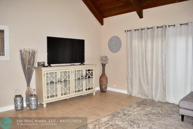 Property Photo:  49 Deer Creek Rd E105  FL 33442 