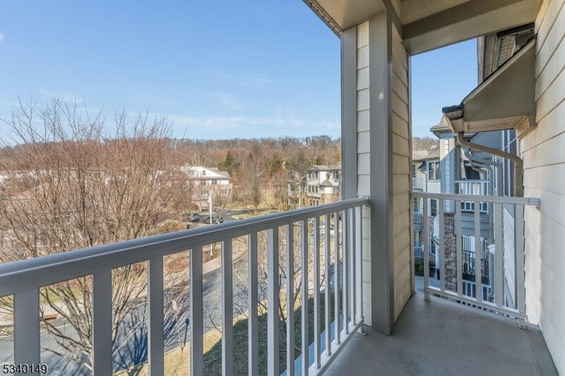 Property Photo:  188 Victoria Dr 188  NJ 08807 