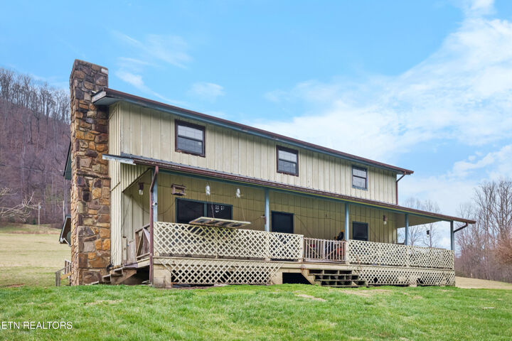 Property Photo:  4880 Jones Cove Rd  TN 37722 
