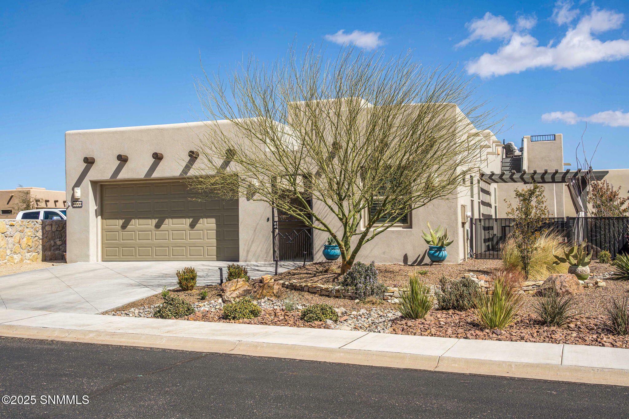 Property Photo: 8120 Willow Bloom Circle NM 88007