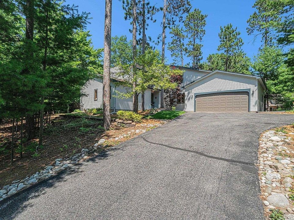 3005 Wild Juniper Trail  Traverse City MI 49686 photo