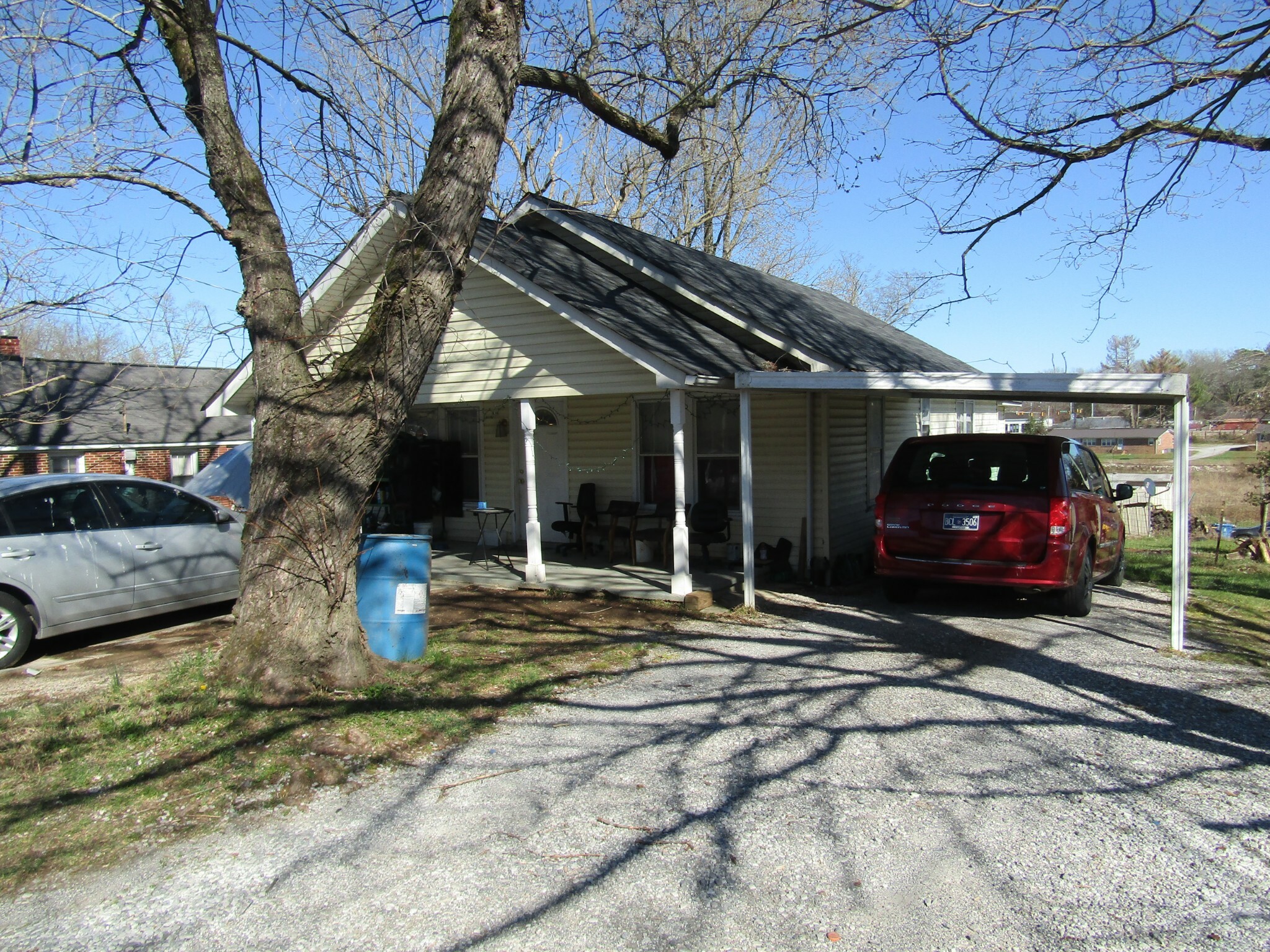Property Photo: 803 Mill St TN 37355