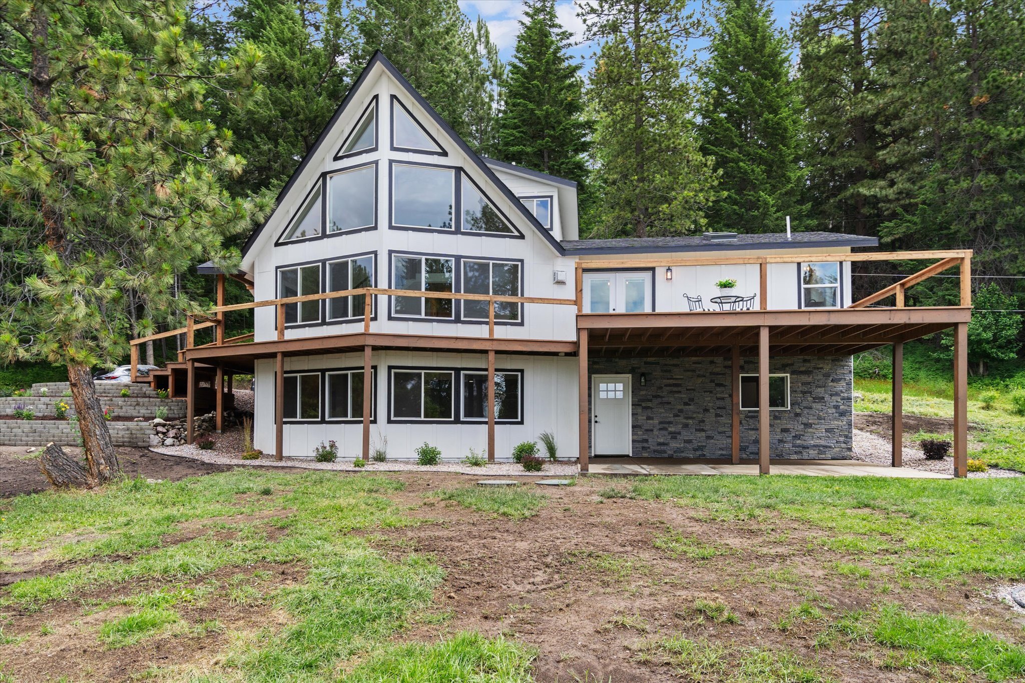 Property Photo: 32890 Hellroaring Lane MT 59860
