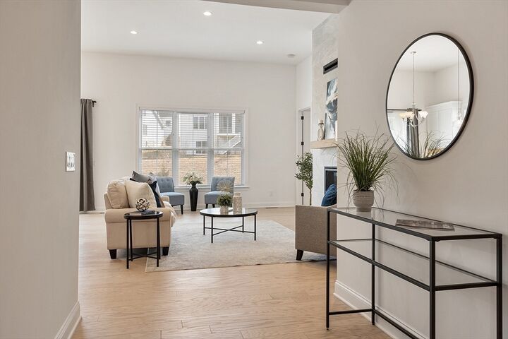 Property Photo:  3 Barnes Blvd 3  MA 01749 