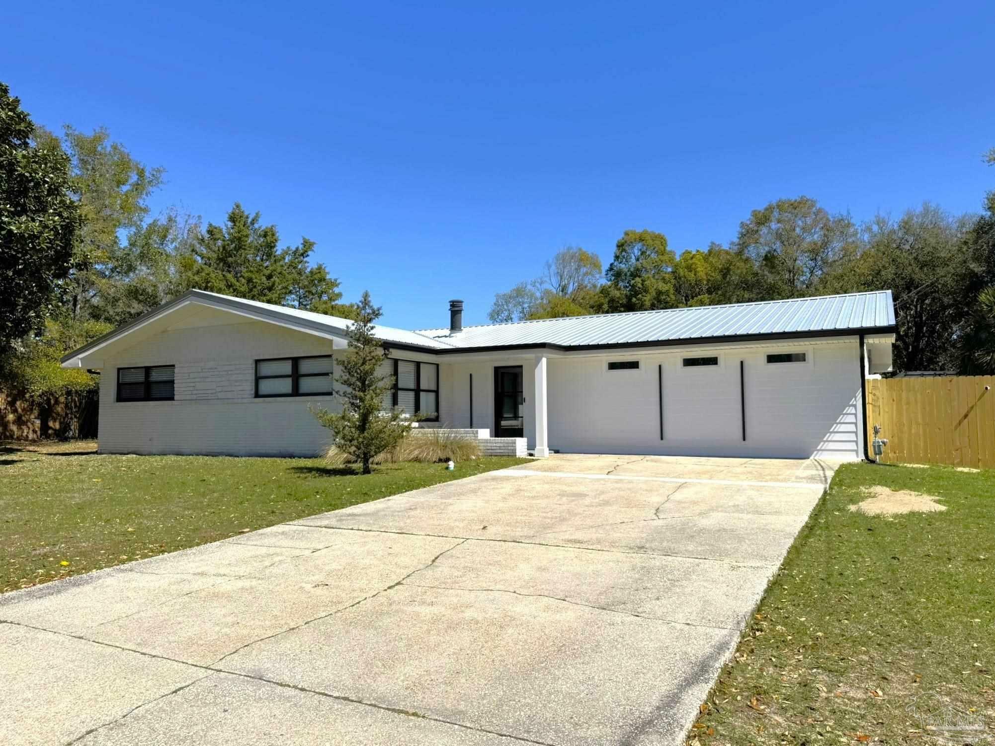 3640 Summit Blvd  Pensacola FL 32504 photo