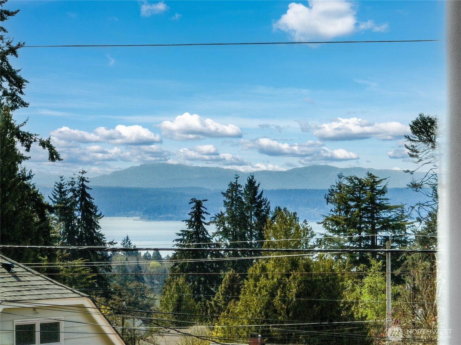 Property Photo: 12014 Palatine Avenue N WA 98133