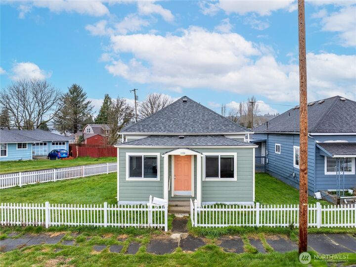 1104 W Market  Aberdeen WA 98520 photo