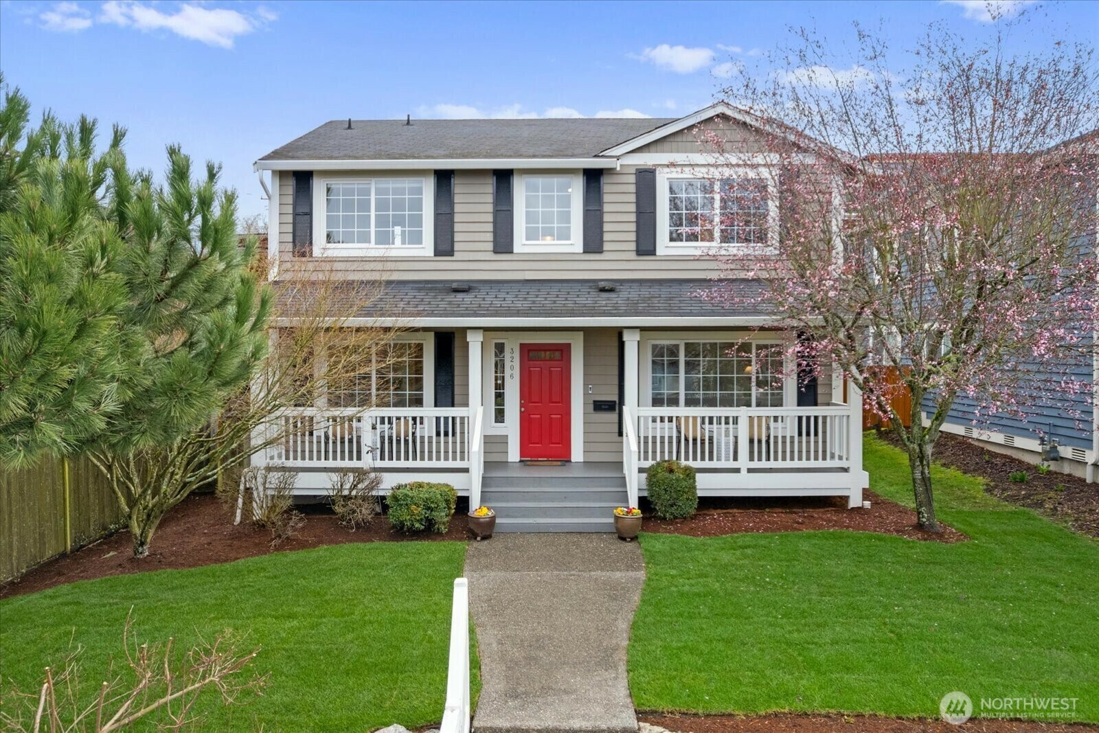Property Photo: 3206 44th Avenue SW WA 98116