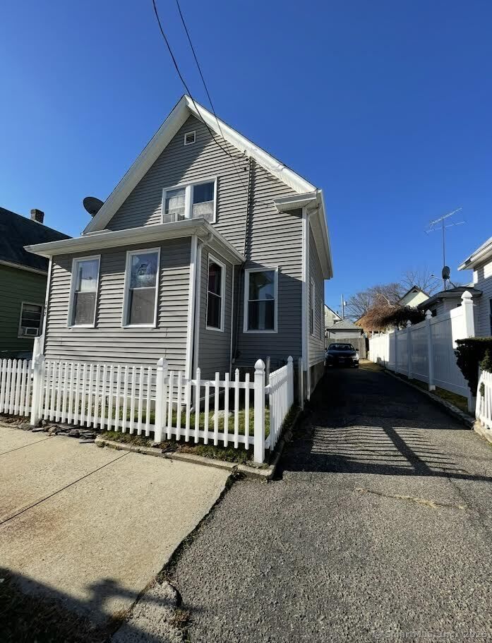 197 Pixlee Place  Bridgeport CT 06610 photo