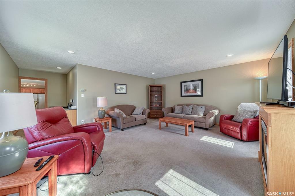 Photo de la propriété: 273 Fairford Street W 1 SK S6H 1S8