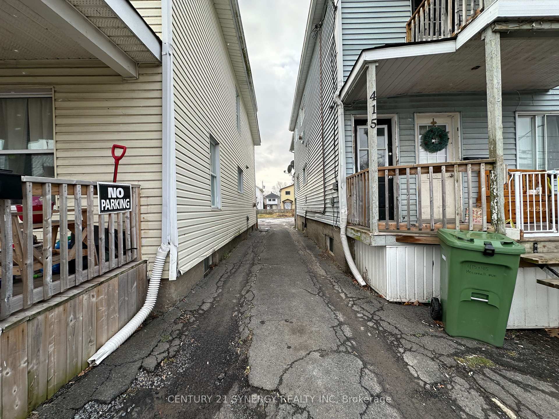 Property Photo: 415 McConnell Avenue ON K6H 4L8