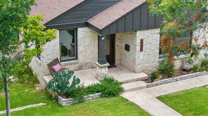 Property Photo: 2208 Mountain View Road TX 78703