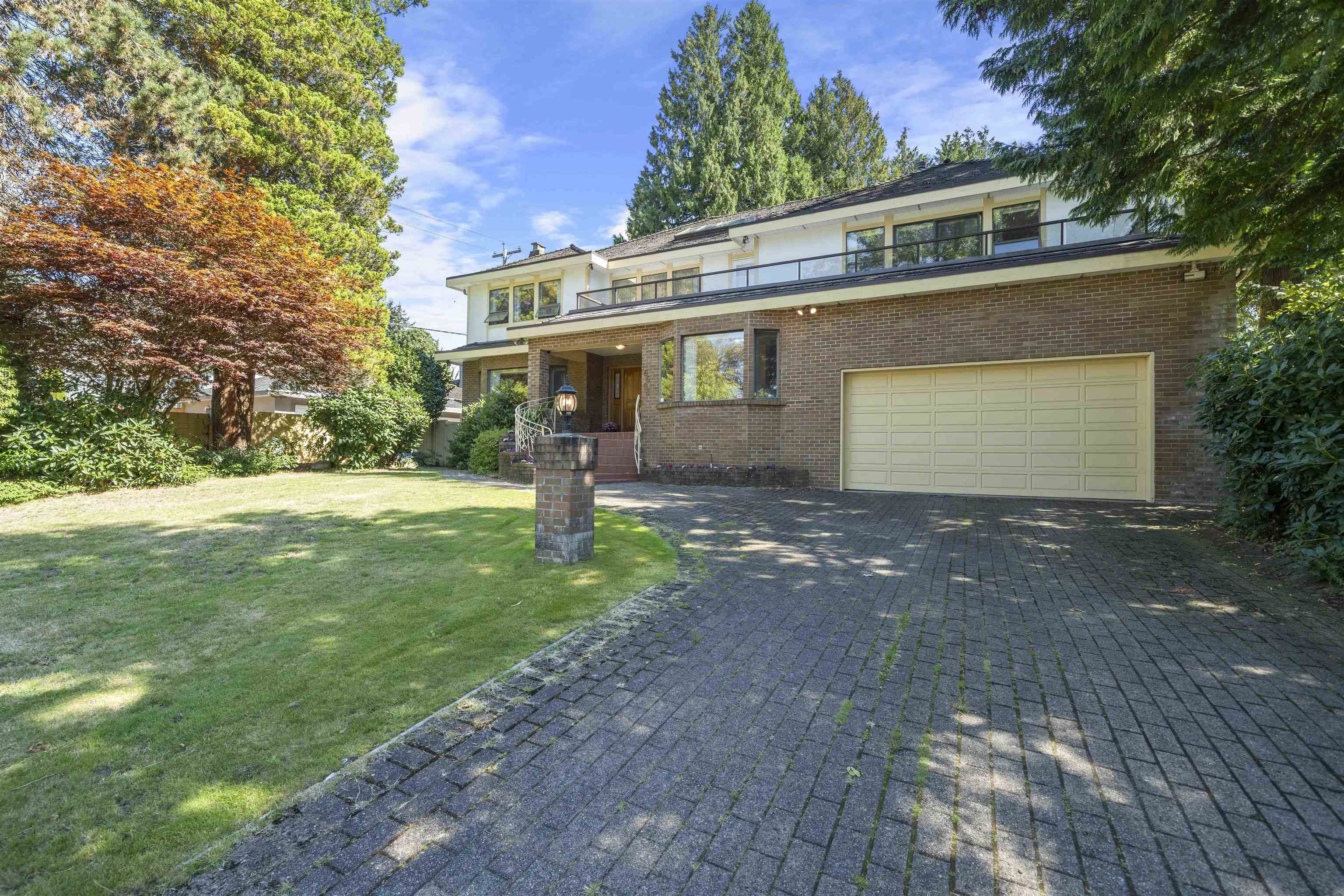 Property Photo: 6668 Selkirk Street BC V6P 4G8