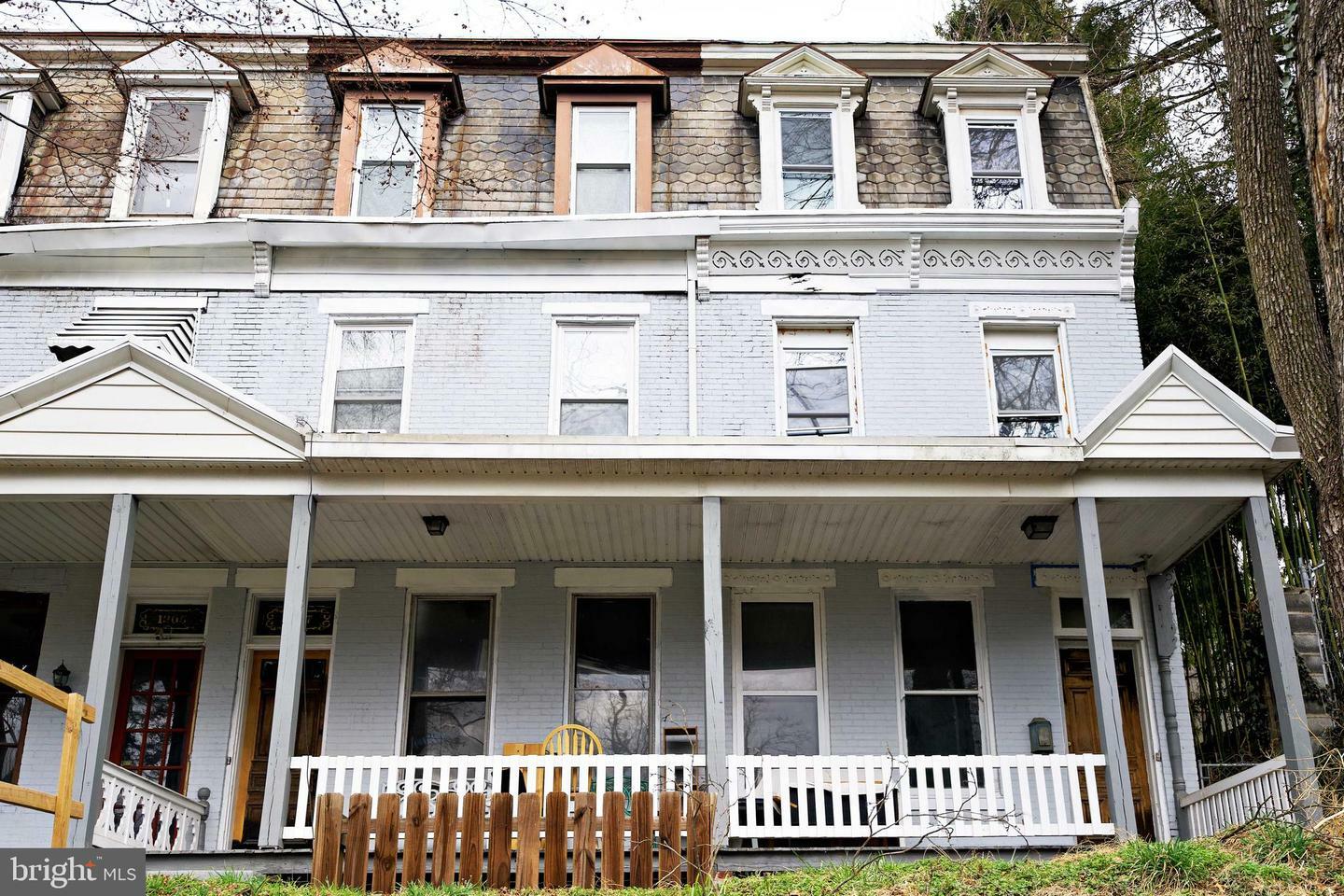 1307 S Cameron Street  Harrisburg PA 17104 photo
