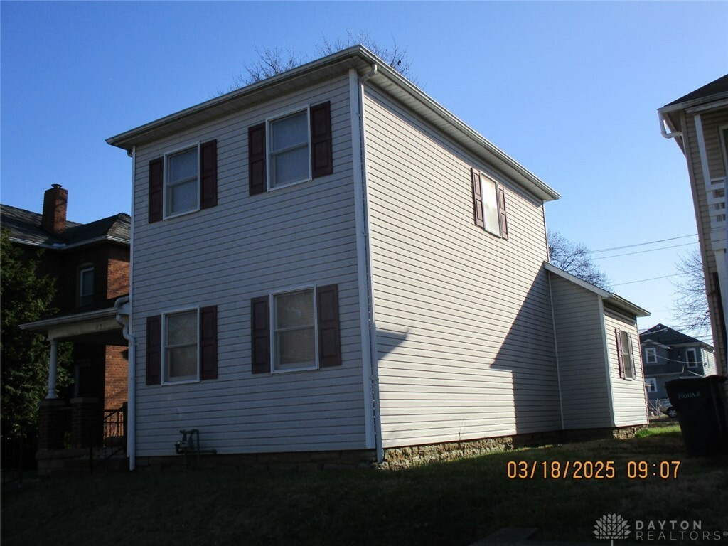 Property Photo:  431 S Roosevelt Avenue  OH 45356 