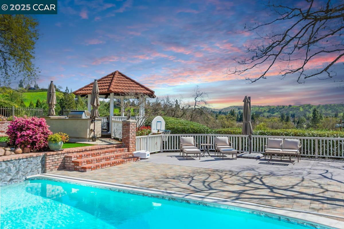 Property Photo: 150 Mountain Canyon Pl CA 94507