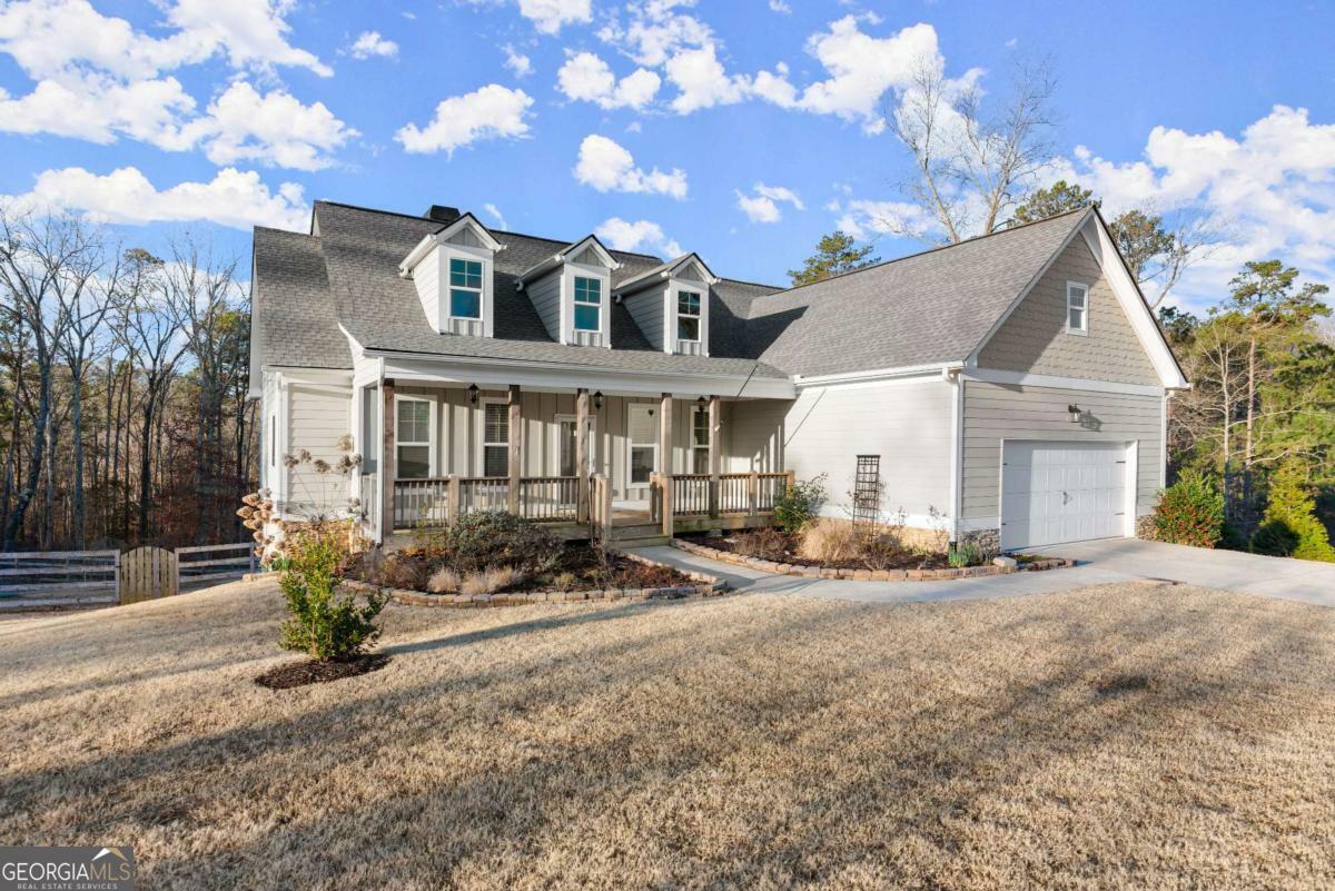 Property Photo: 411 Spring Lake Hills GA 30184