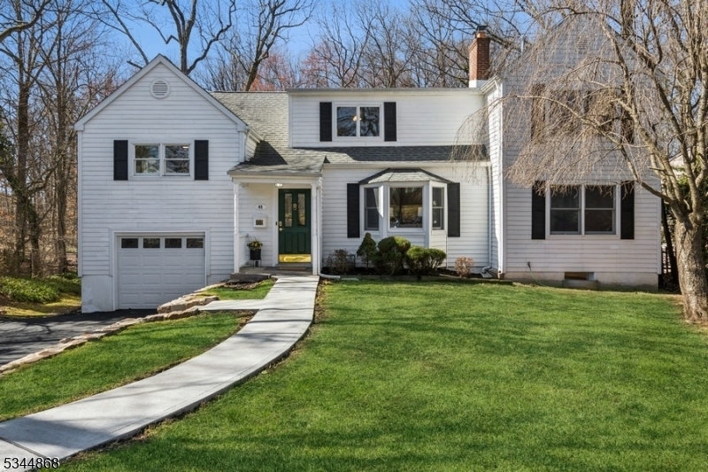 Property Photo: 41 Sunnywood Dr NJ 07090