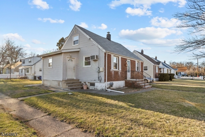 9 Mill St  Elmwood Park Boro NJ 07407 photo