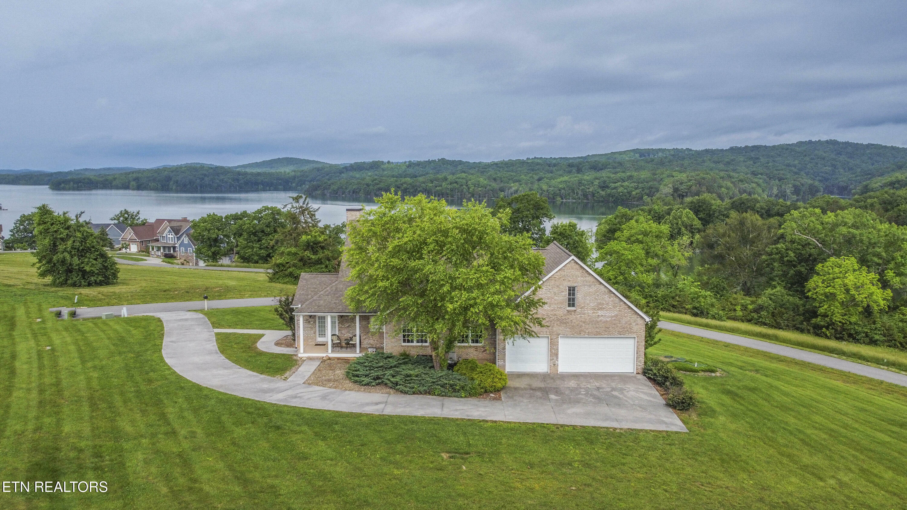 Property Photo: 107 Sunny St TN 37866