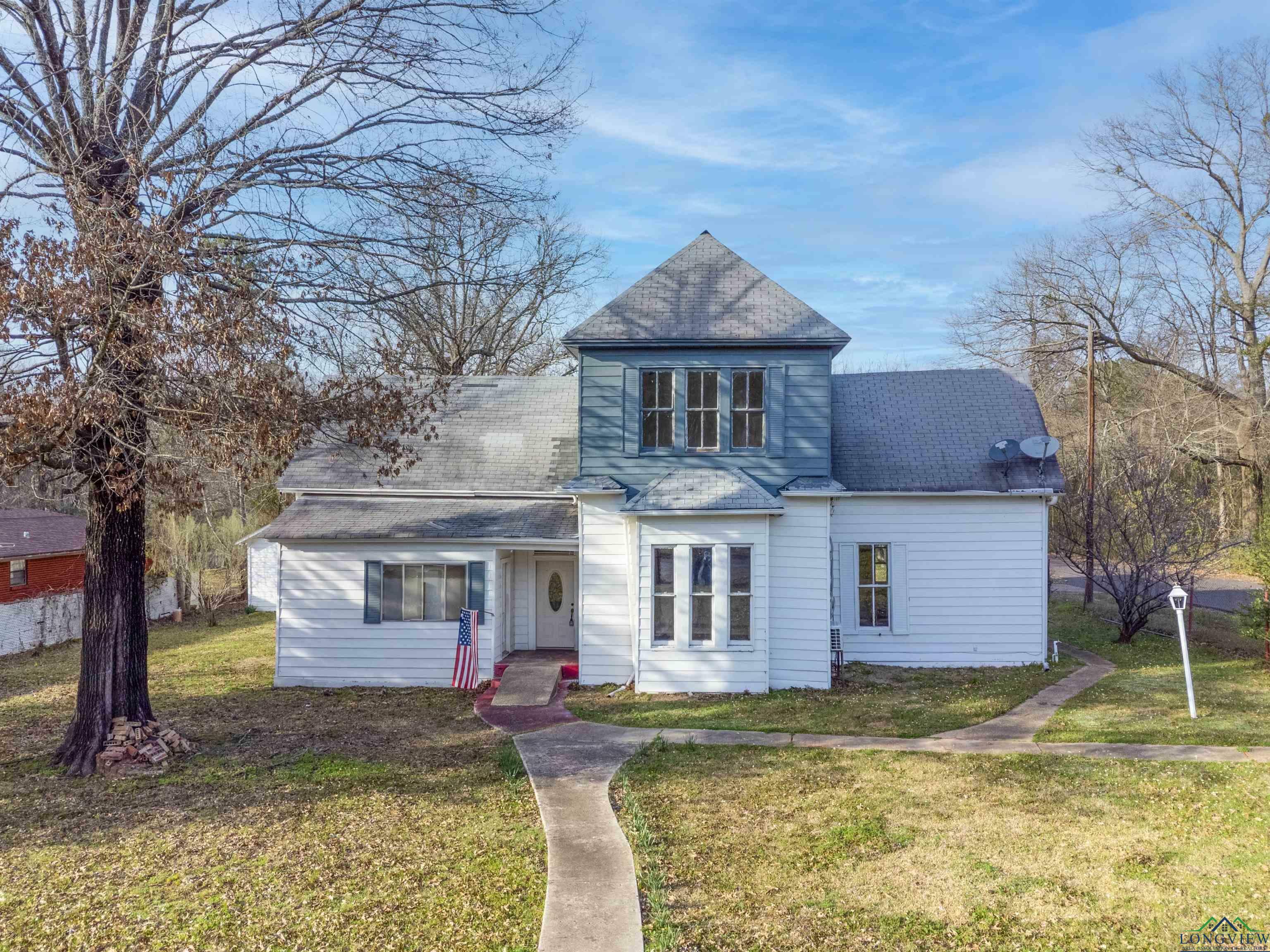 2701 University Ave  Marshall TX 75670 photo