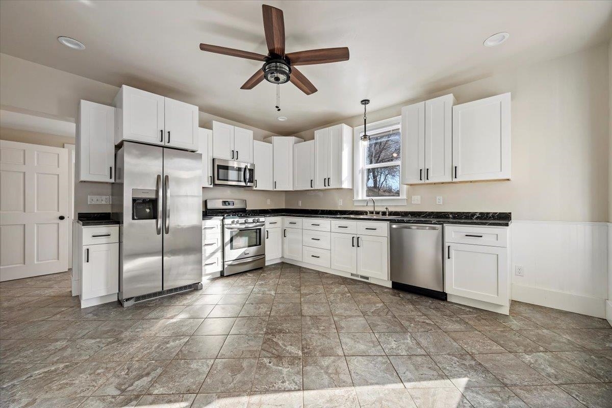 Property Photo: 324 White Street SD 57754