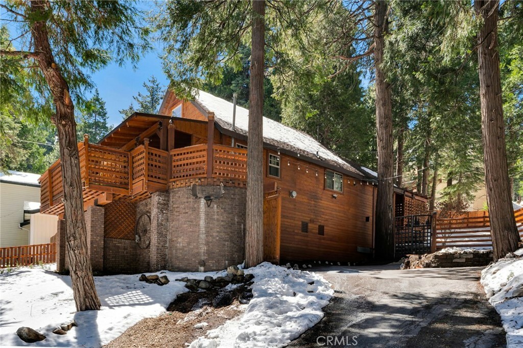 342 La Casita Drive  Twin Peaks CA 92391 photo