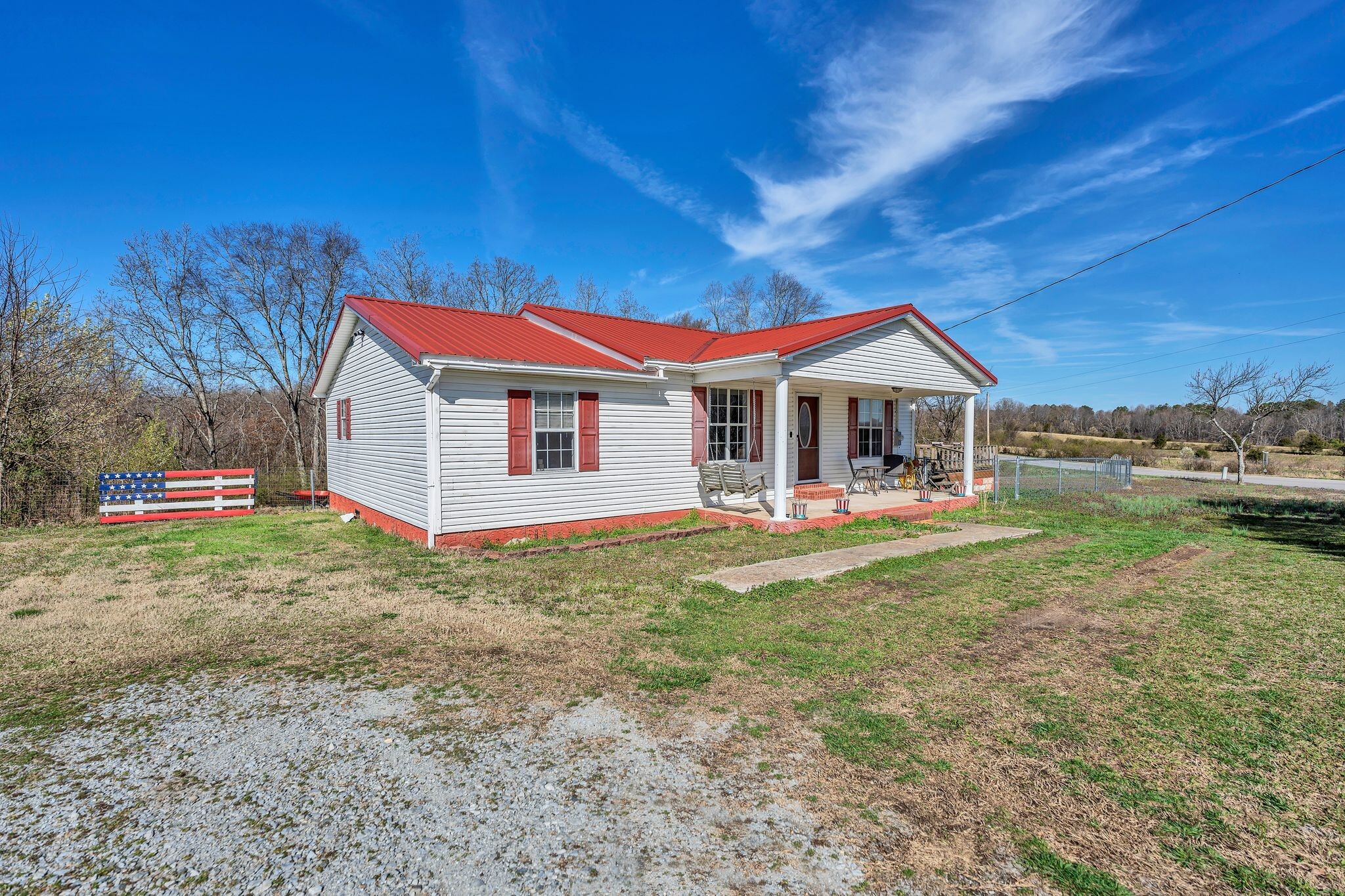 Property Photo: 619 Revilo Rd TN 38468