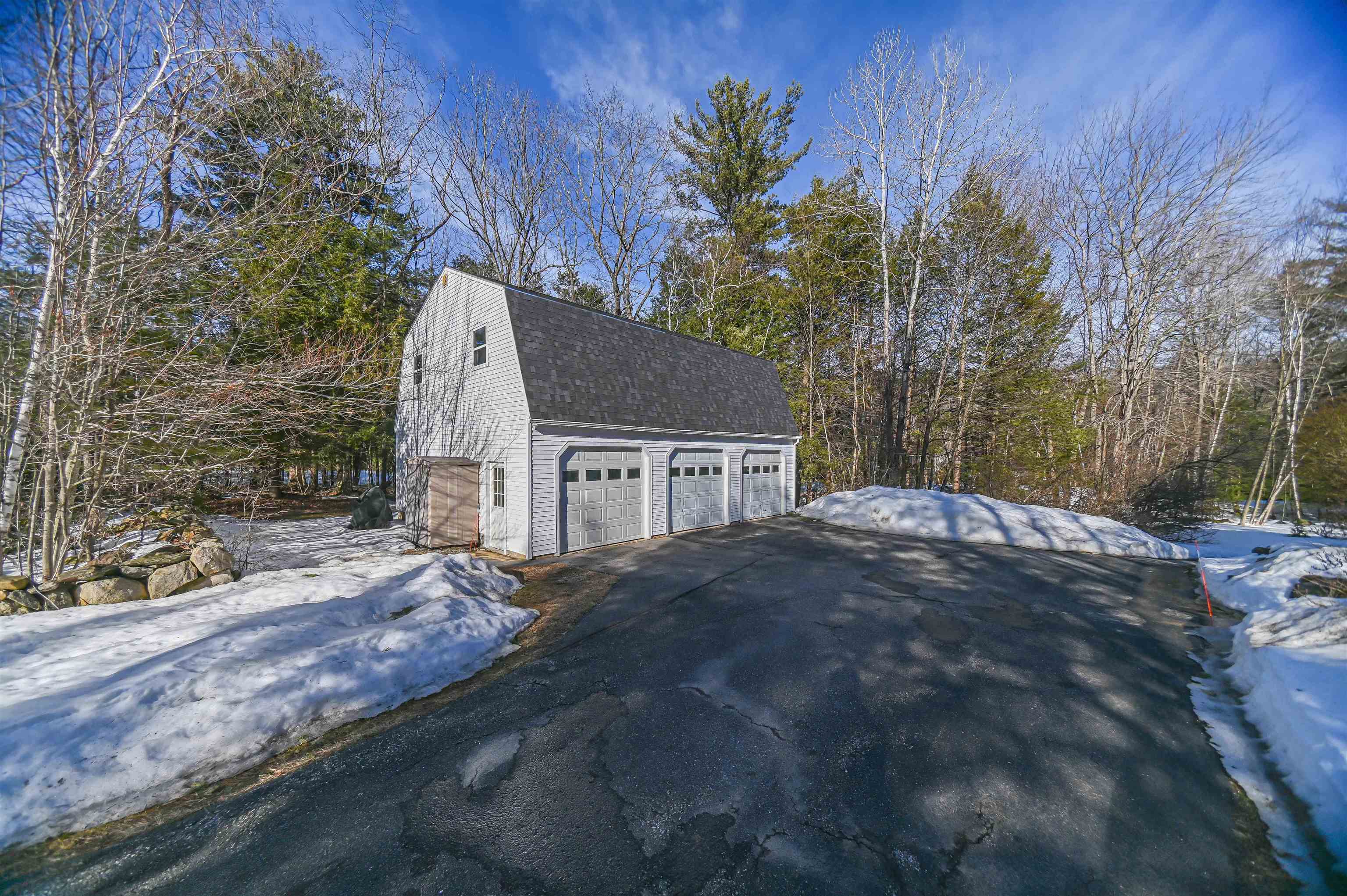 Property Photo:  1 Sharon Drive  NH 03304 
