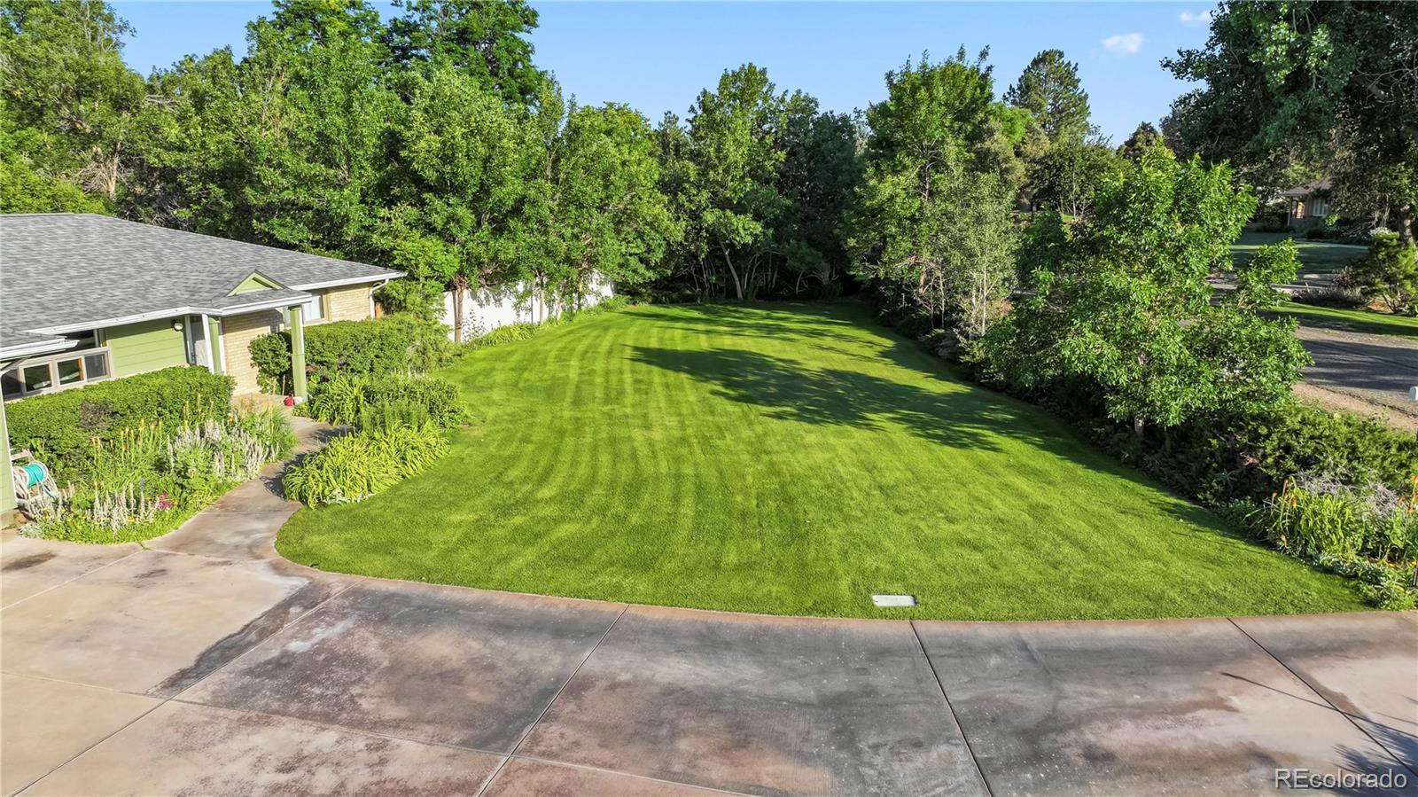 Property Photo: 2208 Champlain Drive CO 80301