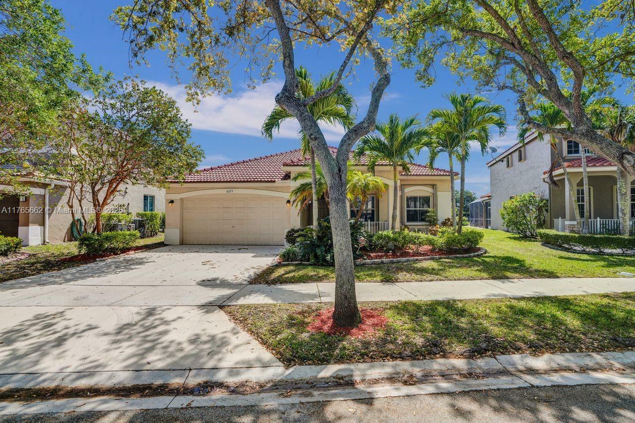 4275 Laurel Ridge Cir  Weston FL 33331 photo