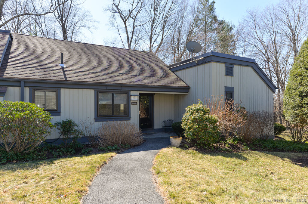 Property Photo:  927 Heritage Village B  CT 06488 