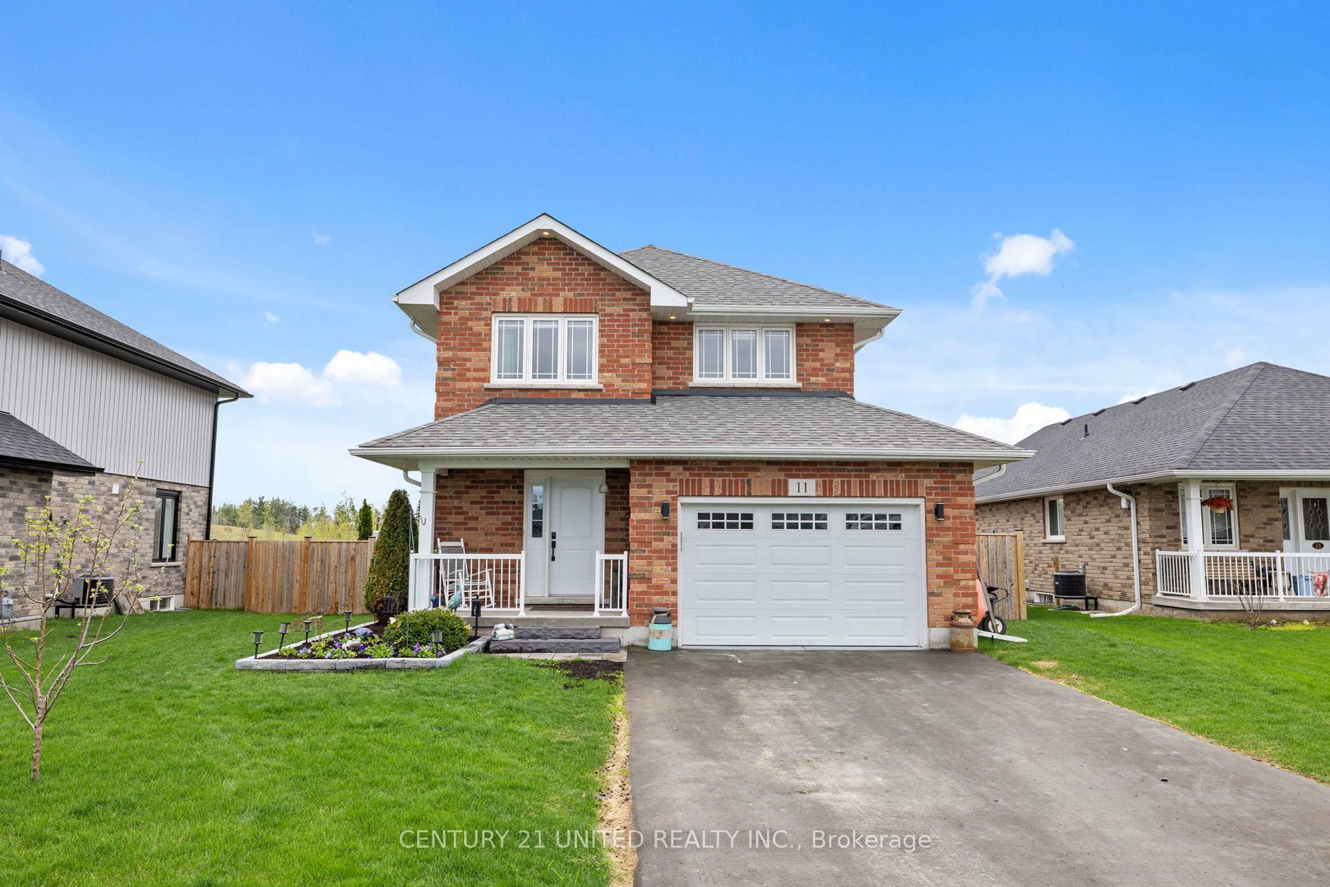Property Photo: 11 Darrell Drain Crescent ON K0L 2V0