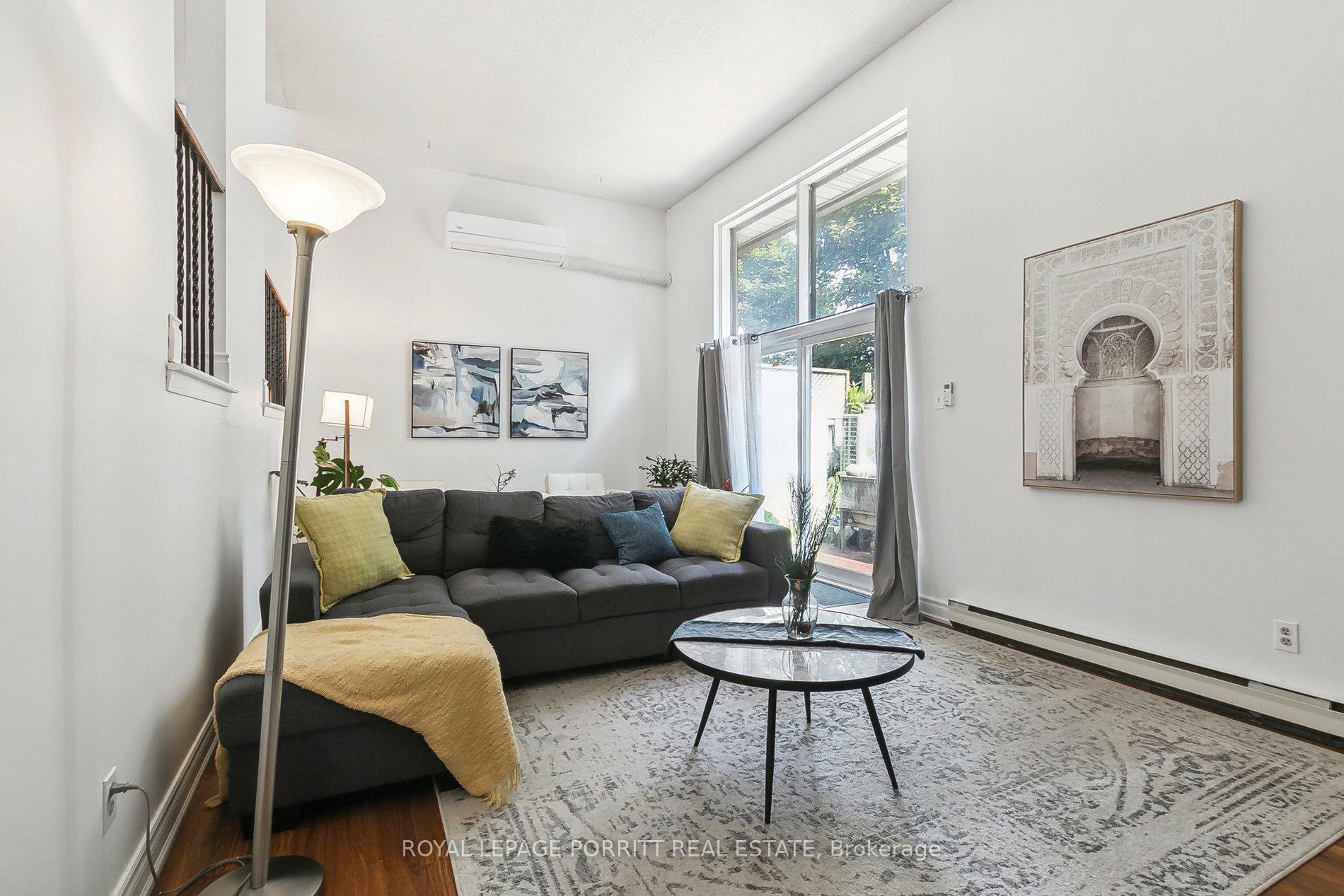 Property Photo: 1415 Fieldlight Boulevard 17 ON L1V 2S3