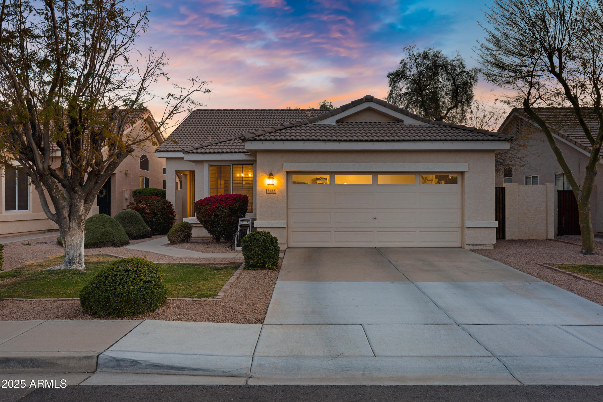 Property Photo: 1431 E Shannon Street AZ 85225