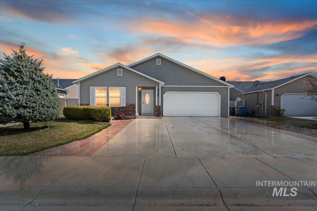 Property Photo: 16206 Golddust Place ID 83607