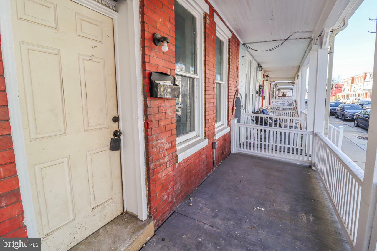 Property Photo: 706 W Princess Street PA 17403