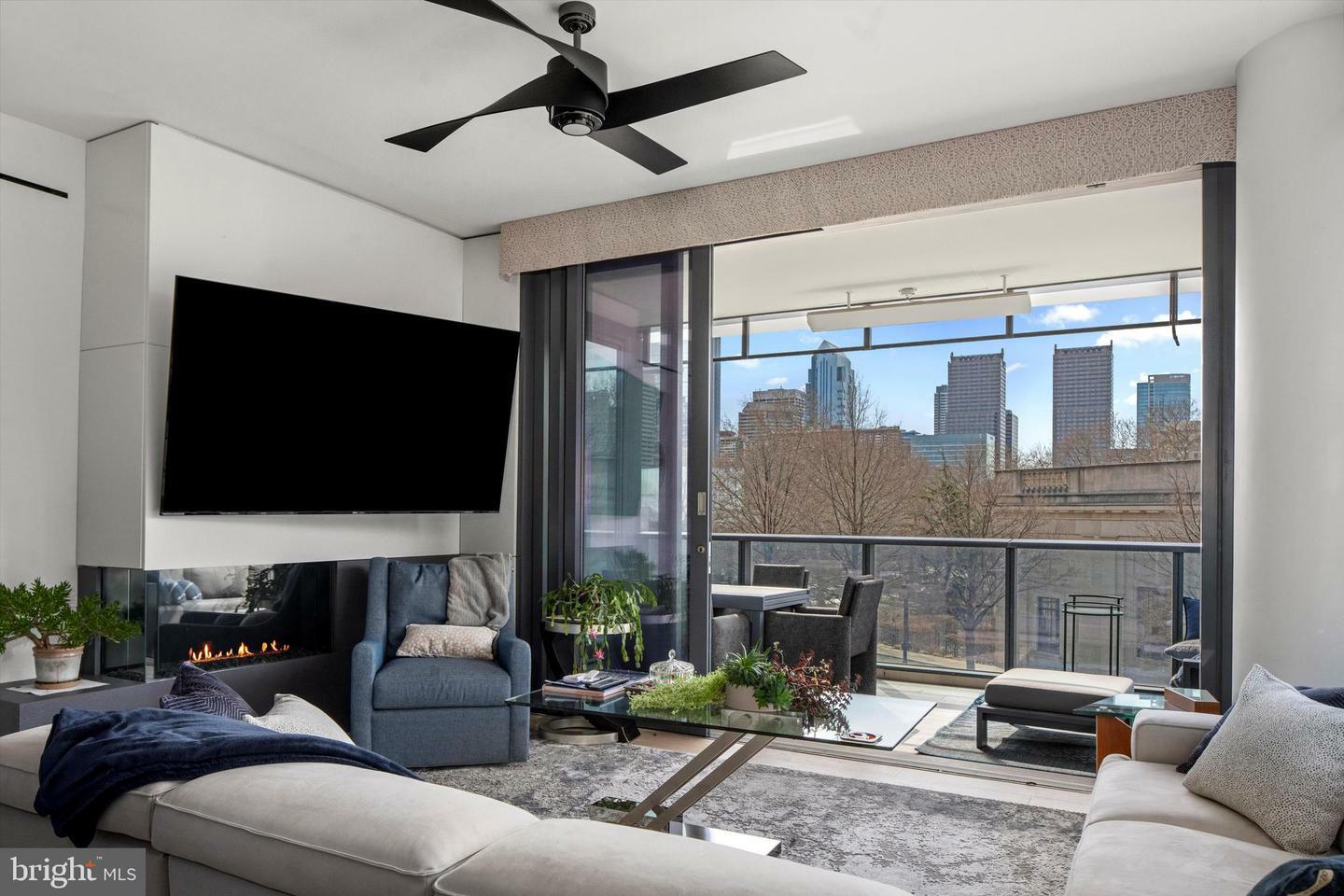 Property Photo: 2100 Hamilton Street 2B PA 19130