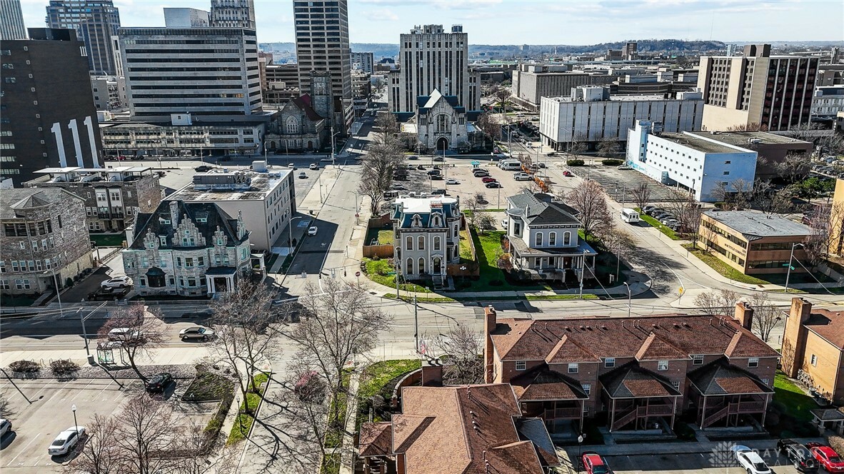Property Photo:  208 W Monument Avenue  OH 45402 