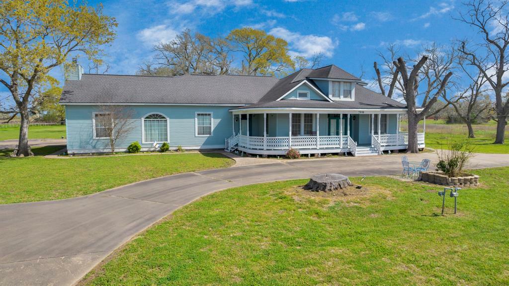 7018 Railroad Street  Wallis TX 77485 photo