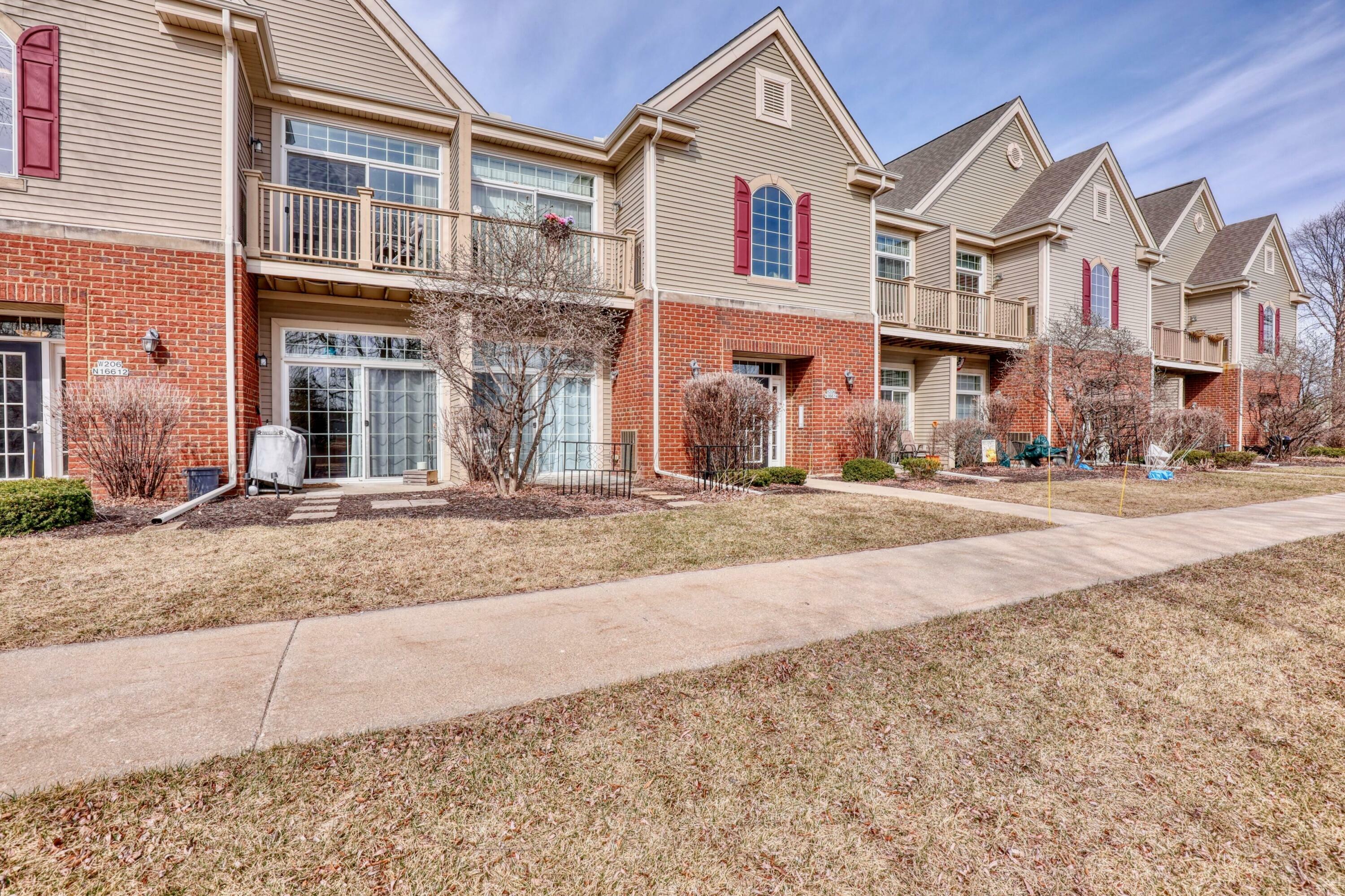 Property Photo: W206n16614 Blackberry Cir 2303 WI 53037