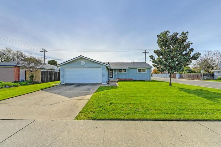 2261 Zinfandel Drive  Rancho Cordova CA 95670 photo