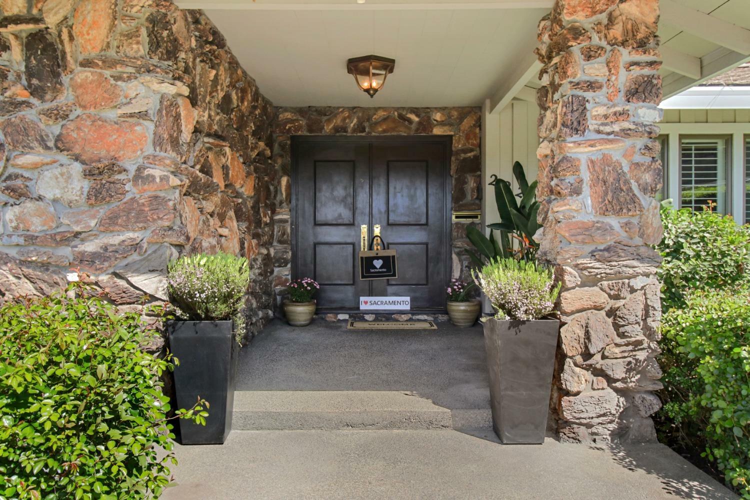 Property Photo: 222 Hathaway Court CA 95864