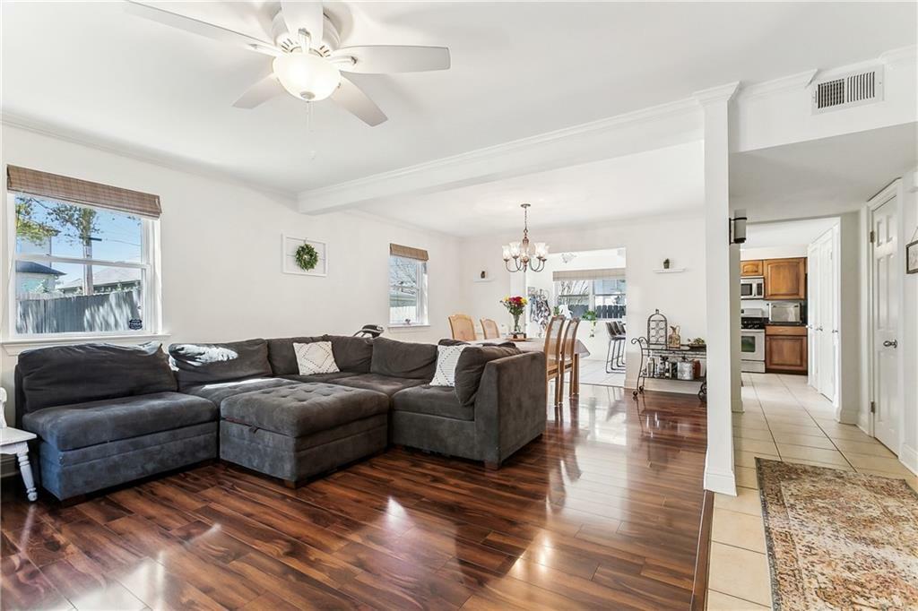 Property Photo: 6720 Argonne Boulevard . LA 70124